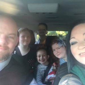 Meet your Posher, Elizabeth